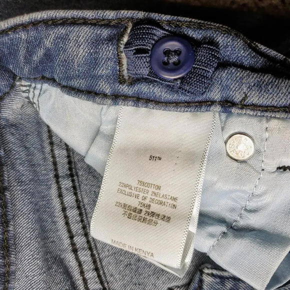 Levi's 511 Slim Boys Size 7X Distressed Blue Jeans Medium Wash EUC - Picture 4 of 15